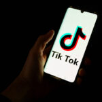 Quick Techniques for Collecting Favorite Social Media Video Clips