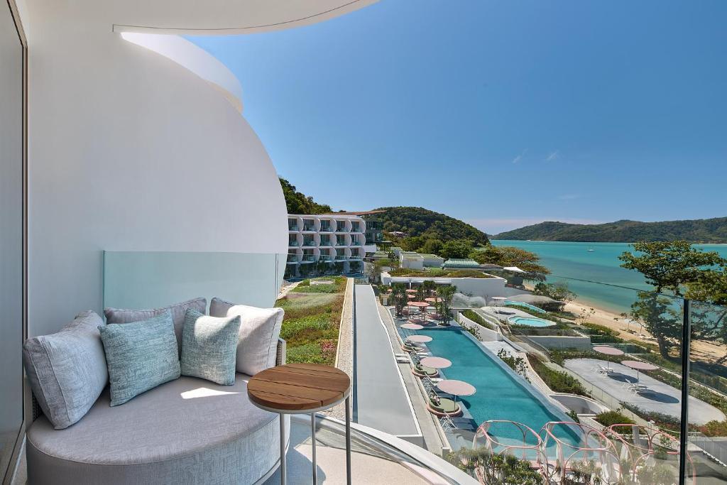 phuket thailand resorts on the beach